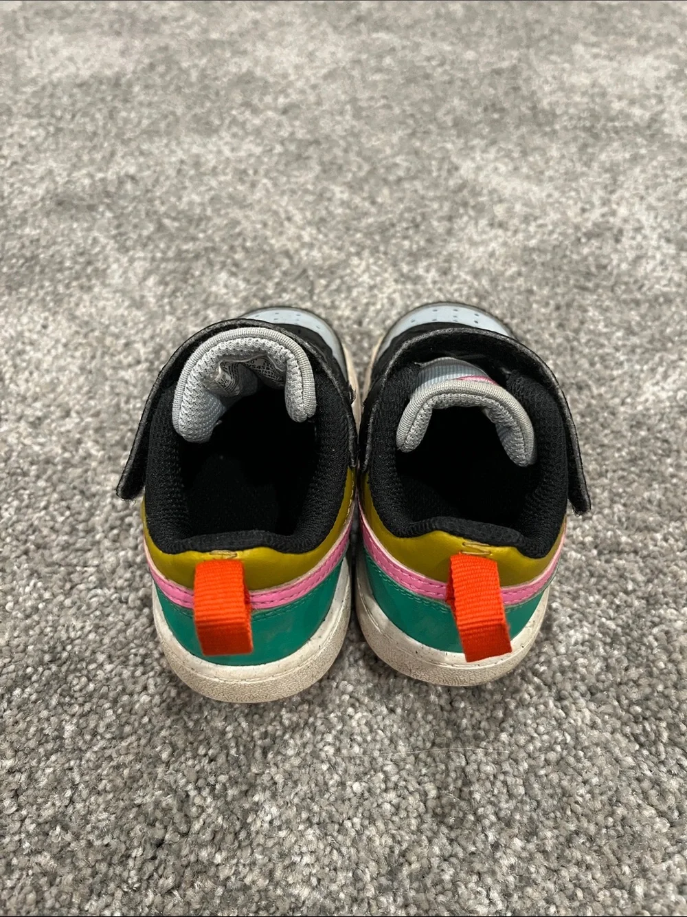 Nike Kids Low-Top Sneakers - Black, Pink, Blue, Yellow, Orange